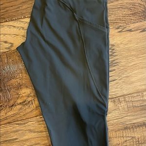 Lululemon Fast and Free Leggings Dark Olive 25” Size 6